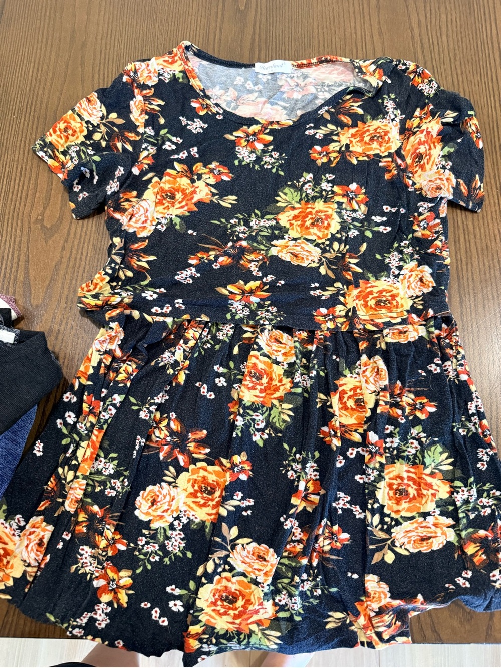 Bearsland Maternity & Nursing Bundle | 7 Pieces | Tops, Dress & Skirt | S/M/L